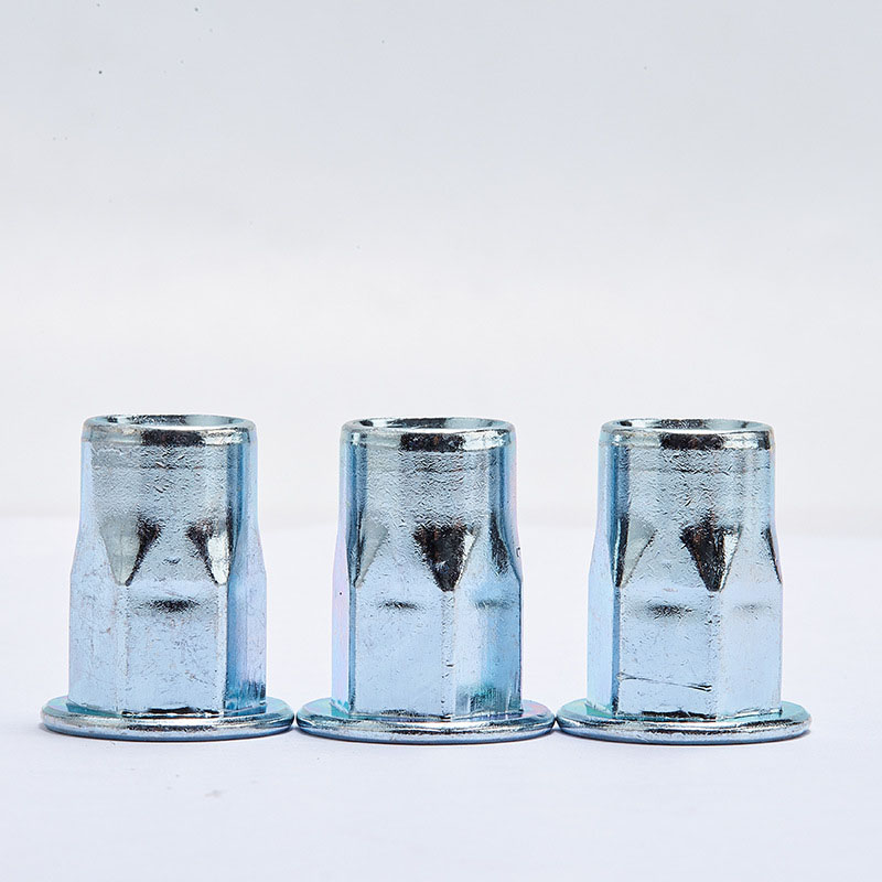 Kuuskant lukustus kuuskantneedi mutter