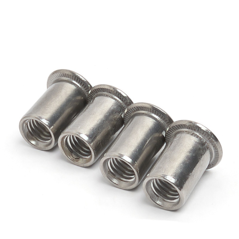 Turvalised keermestatud loendipeaga neetud pähklid