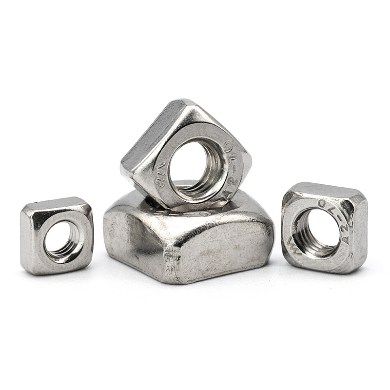 Õhukesed ruudukujulised pähklid